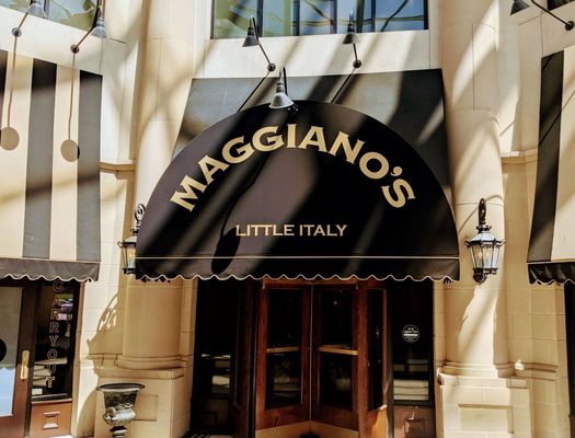 Maggiano's Little Italy by null