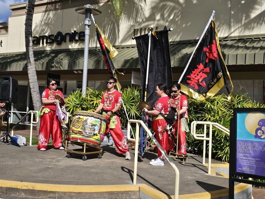 Waikele Premium Outlets by null