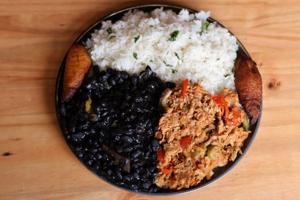 NSV Kitchen by Next Stop Vegan by null