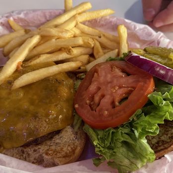 Roadhouse - Cheeseburger on wheat bun - Burgers Near Me - Bastrop, Texas Roadhouse - Cheeseburger on wheat bun - Burgers Near Me - Bastrop, Texas