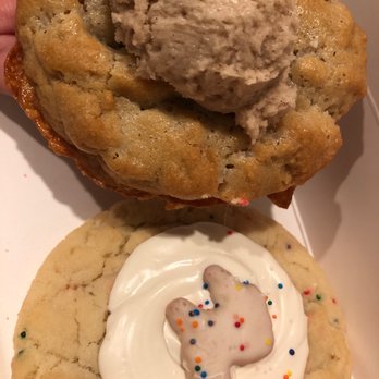 Crumbl - Temecula - Cinnamon Fry Bread, Animal Circus Sugar Cookie - Bakeries Near Me - Temecula, California Crumbl - Temecula - Cinnamon Fry Bread, Animal Circus Sugar Cookie - Bakeries Near Me - Temecula, California