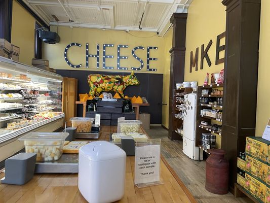 Wisconsin Cheese Mart by null