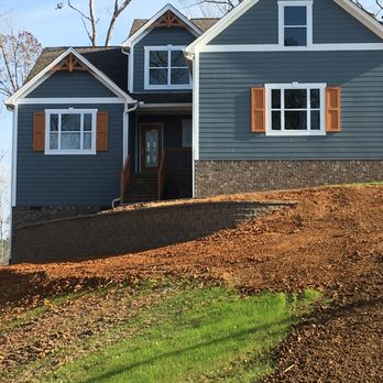 Earthscapes - Retaining wall on new construction - Landscaping Near Me - Chattanooga, Tennessee