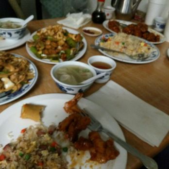Foo Chow Restaurant - Our table - Chinese Near Me - Los Angeles, California Foo Chow Restaurant - Our table - Chinese Near Me - Los Angeles, California