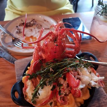 Yardbird Table & Bar - Lobater mac and cheese - Southern Near Me - Miami Beach, Florida