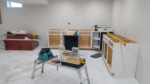 Call now for your dream Kitchen! - This model was done on an old kitchen that was ready for a makeover. We gutted it, put in new cabinets and appliances to match the overall tone of the house. The owner absolutely loves cooking there now!