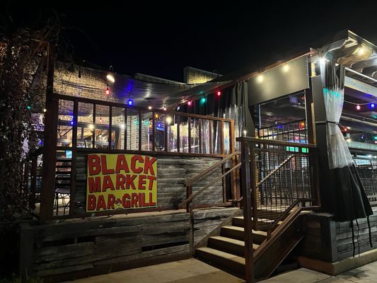Black Market Bar+Grill (280) by null