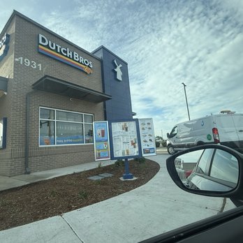 Dutch Bros Coffee - Coffee & Tea Near Me - Melrose Park, Illinois Dutch Bros Coffee - Coffee & Tea Near Me - Melrose Park, Illinois
