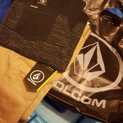 Volcom - Back to school shopping