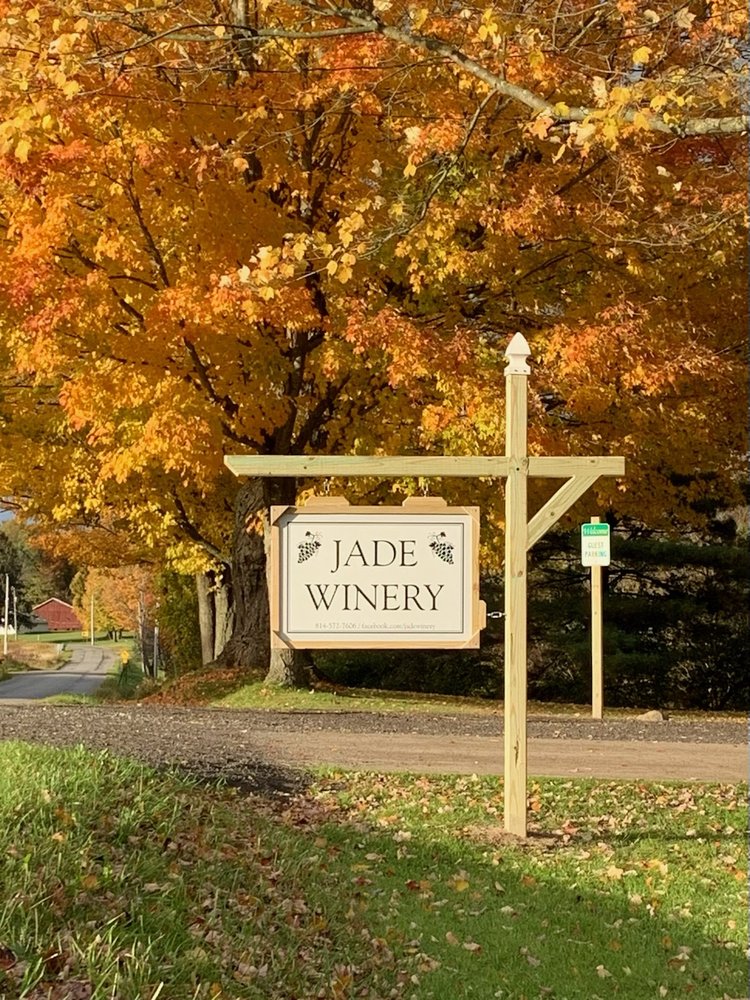 Jade Winery Logo