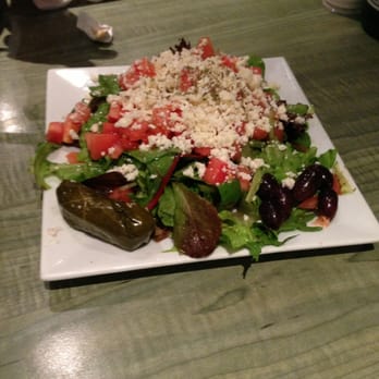 George's Place - Side salad with entree...huge serving (entree size) - Breakfast & Brunch Near Me - Cape May, New Jersey