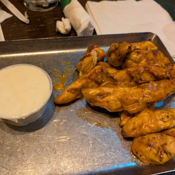 Helen Fitzgeralds - Grilled chicken strips at Helen Fitzgeralds, Saint Louis - American Near Me - Saint Louis, Missouri Helen Fitzgeralds - Grilled chicken strips at Helen Fitzgeralds, Saint Louis - American Near Me - Saint Louis, Missouri