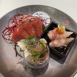 Oh Fish Sushi & Kitchen - Chef choice sashimi，tuna，kurodai，suzuki