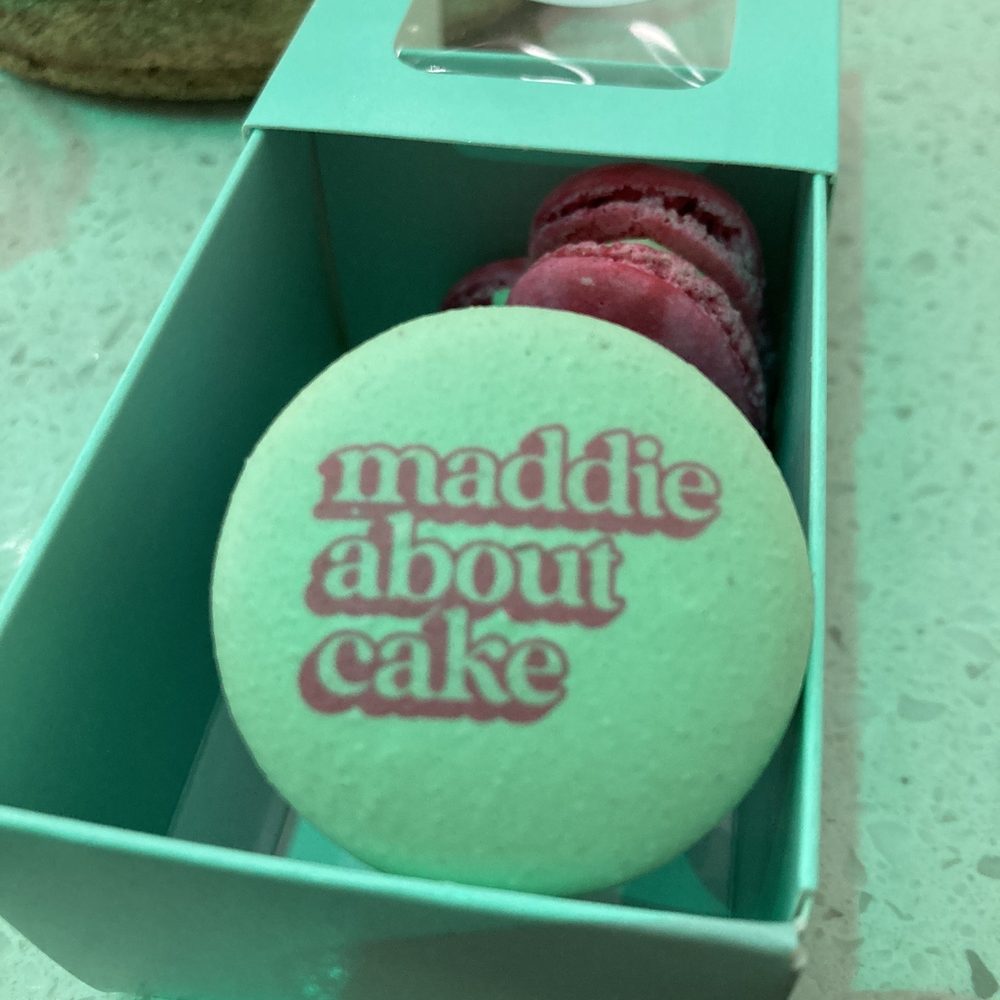 Maddie About Cake - Vanilla bean - Desserts Near Me - Louisville, Kentucky Maddie About Cake - Vanilla bean - Desserts Near Me - Louisville, Kentucky