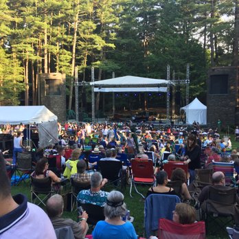 Look Memorial Park - Perfect size venue, and this is on the back of the lawn!!! - Playgrounds Near Me - Northampton, Massachusetts