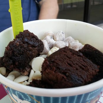 Menchie's Frozen Yogurt - Ice Cream & Frozen Yogurt Near Me - Houston, Texas