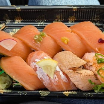 UOBEI - salmon sushi - Japanese Near Me - Los Angeles, California UOBEI - salmon sushi - Japanese Near Me - Los Angeles, California