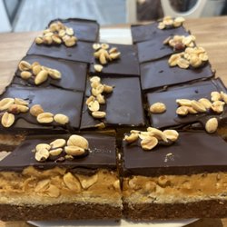 Healthy D’Lites - Vegan gluten free sugar free snickers brownie