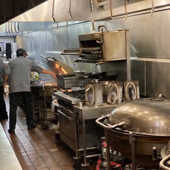 Weber Grill Restaurant - Barbeque Near Me - Chicago, Illinois