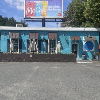 Peet Stafford - Love the outside! - Coffee & Tea Near Me - Stafford, Virginia