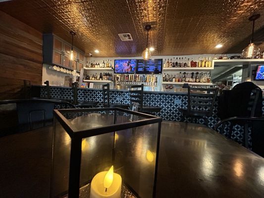 Finley's Round Rock by null