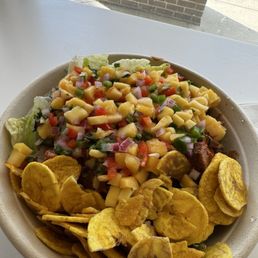 Mango Caribbean Jerk Salad