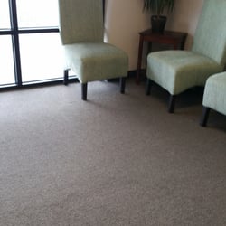 Smokey Point Licensing - Nice lobby