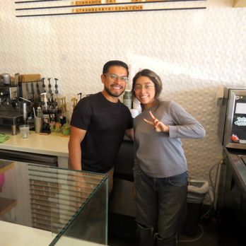 Grinder’s Coffee Bar - Coffee & Tea Near Me - Houston, Texas