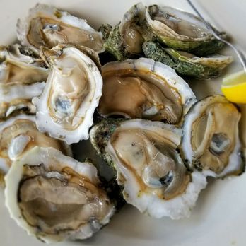 Skipper's Fish Camp - Raw Oysters - Seafood Near Me - Darien, Georgia