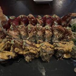 Idea Asian Restaurant - Fuki Maki roll Tony Maki roll