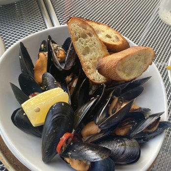 Posta - Mussels - Italian Near Me - Mississauga, Ontario