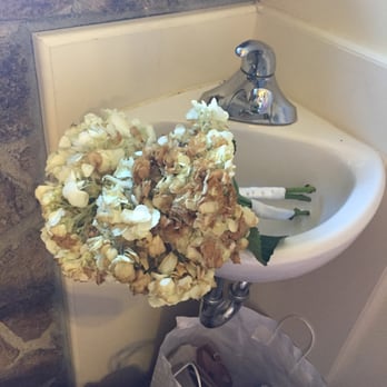 San Marin Flowers - The bridesmaids bouquets after two hours! - Florists Near Me - Novato, California