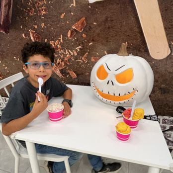 Melting Cone - Son eating ice cream - Ice Cream & Frozen Yogurt Near Me - San Bernardino, California Melting Cone - Son eating ice cream - Ice Cream & Frozen Yogurt Near Me - San Bernardino, California