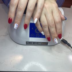 D2 Nails And Spa - Happy 4 July 2025