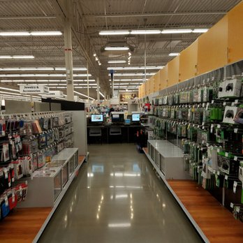 Meijer - More shiny floors - Bakeries Near Me - Flat Rock, Michigan