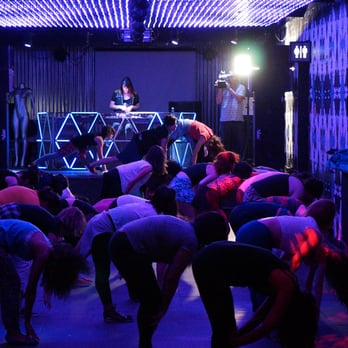 Club Workout - Aula de Twerk Club Workout no Anexo B (Rua Augusta 591) - Dance Studios Near Me - São Paulo, SP Club Workout - Aula de Twerk Club Workout no Anexo B (Rua Augusta 591) - Dance Studios Near Me - São Paulo, SP