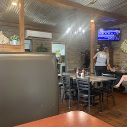The Bar-B-Que Place