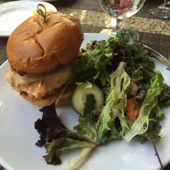 Concord's Colonial Inn - Hotels Near Me - Concord, Massachusetts