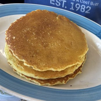 Blue Colony Diner - 3 Piece Pancakes - Diners Near Me - Newtown, Connecticut