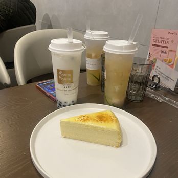 Mango Mango Dessert - Coconut bubble tea, Lychee Jasmine Iced Tea, crème brûlée crepe cake - Desserts Near Me - Edison, New Jersey Mango Mango Dessert - Coconut bubble tea, Lychee Jasmine Iced Tea, crème brûlée crepe cake - Desserts Near Me - Edison, New Jersey