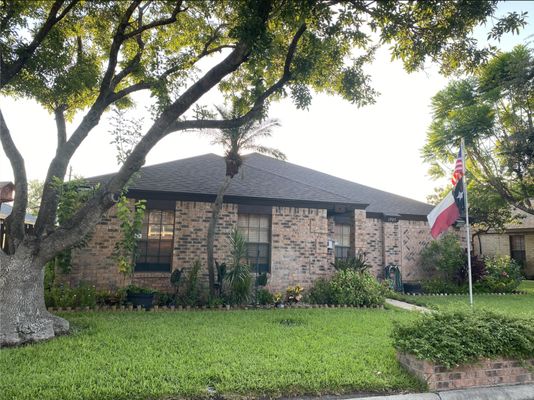 Skylight Roofing Logo