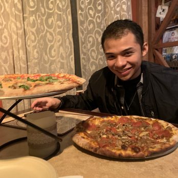 LouEddie's Pizza - Pizza and my man - Pizza Near Me - Skyforest, California