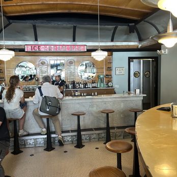 The Ice Cream Bar - Ice Cream & Frozen Yogurt Near Me - San Francisco, California