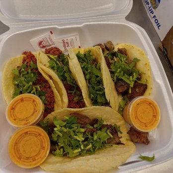 Antojitos Jalisco - today's special
five handmade corn tortilla tacos with the topping of your choice for only $10.99 - Tacos Near Me - Houston, Texas Antojitos Jalisco - today's special
five handmade corn tortilla tacos with the topping of your choice for only $10.99 - Tacos Near Me - Houston, Texas