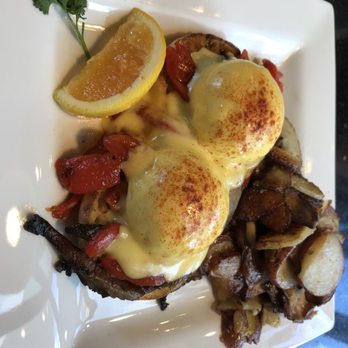 Keke's Breakfast Cafe - Eggs portabella - Breakfast & Brunch Near Me - Gainesville, Florida