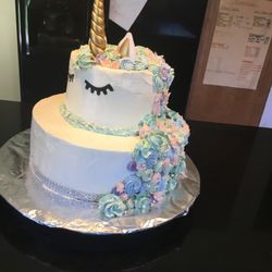 Amazing Cakes By Liz - 2 tier unicorn cake