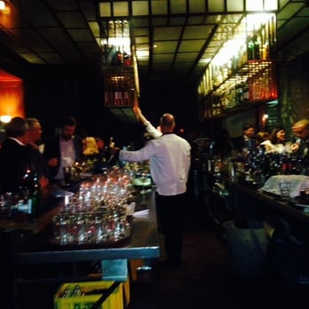 Newton Bar - Bars Near Me - Berlin, BE