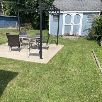 BK Visuals - We after pictures so no need to wait for your landscaper - Home Cleaning Near Me