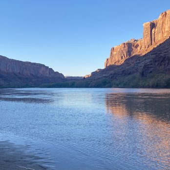 Paddle Moab- Raft, Kayak, SUP, and Canyon - Rafting/Kayaking Near Me - Moab, Utah