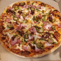 Domino's Pizza - Hawaiian on NY style crust: 4.5*